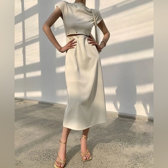 Dresses & Skirts - NWT Luna High Waist Dress Pinned Cropped Waist